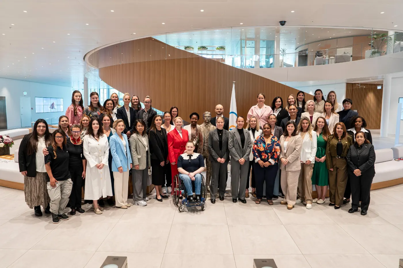 Groepsfoto van de deelnemers aan de IOC x ASOIF Women’s Leadership Workshop in Lausanne